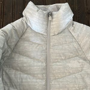 North Face women’s size S puffer jacket